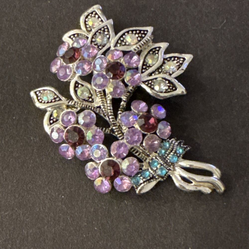 VTG NR Rhinestone Floral Brooch Purple AB Stones Silver Tone Bouquet Pin Signed